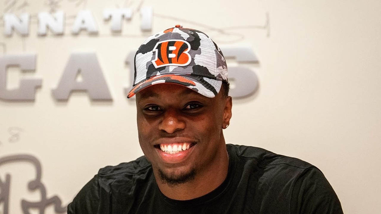 Chalk Talk Episode #12: Cincinnati Bengals Defensive End Jeffrey Gunter